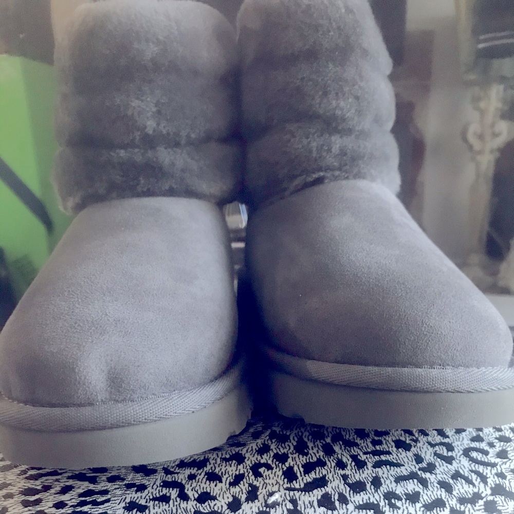Ugg